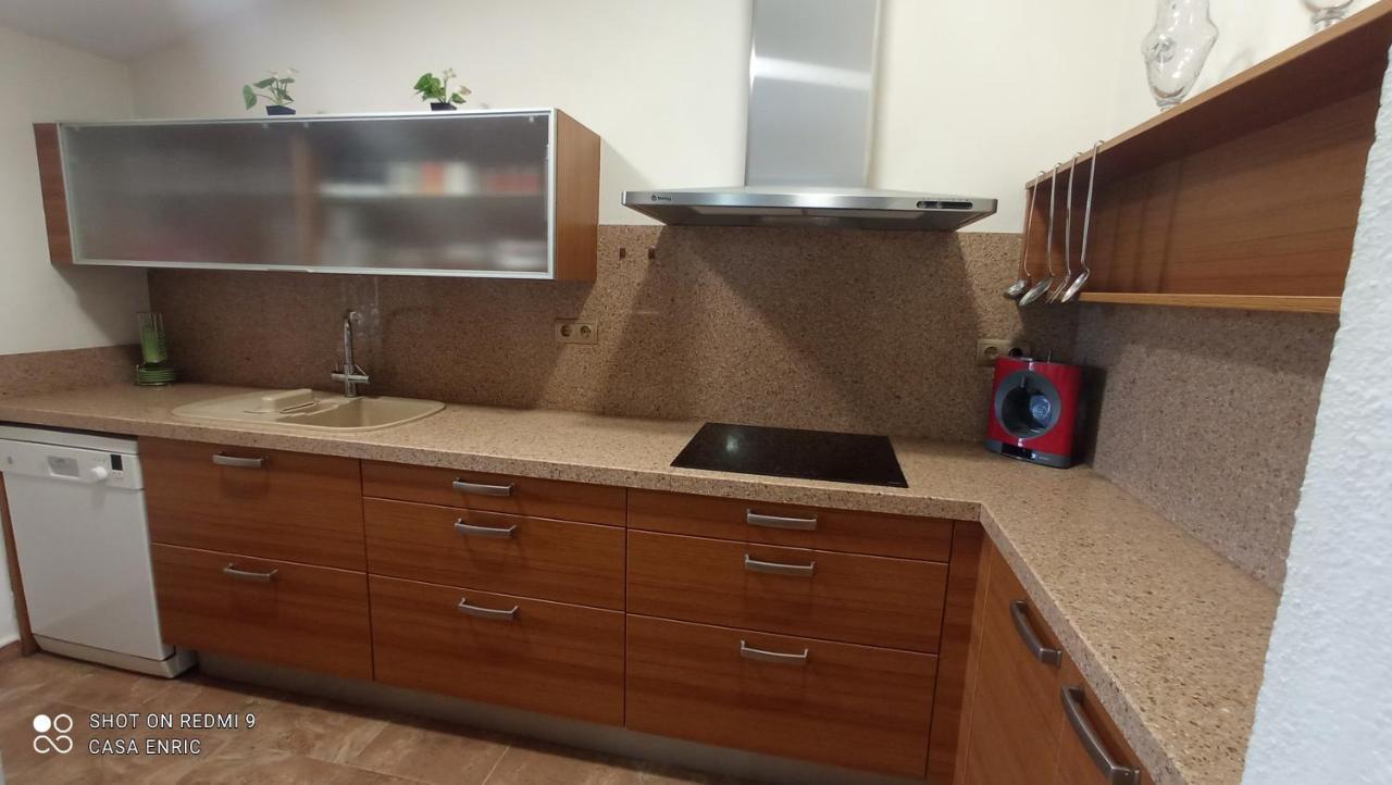 Casa Enric , Con Zona Infantil, Piscina Y Parking Privado Pensionat Deltebre Eksteriør billede