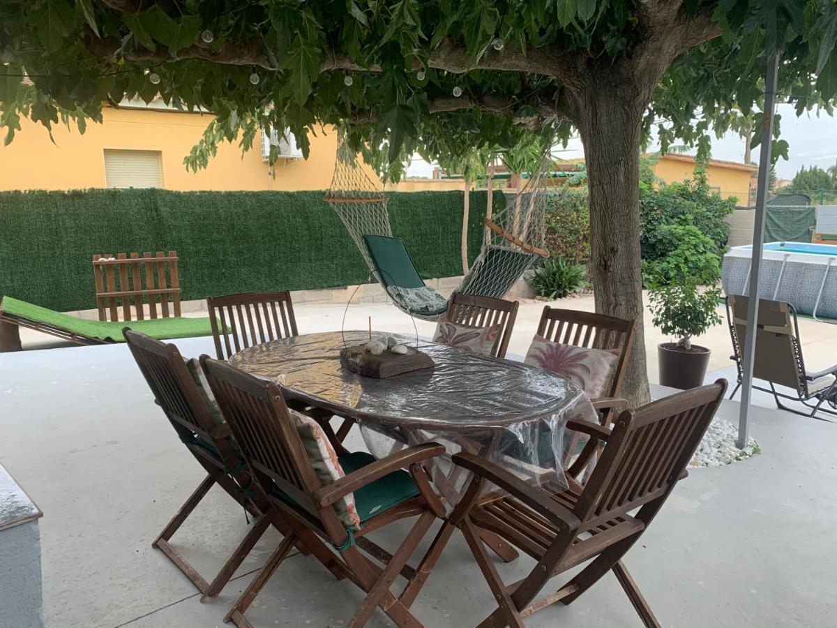 Casa Enric , Con Zona Infantil, Piscina Y Parking Privado Pensionat Deltebre Eksteriør billede