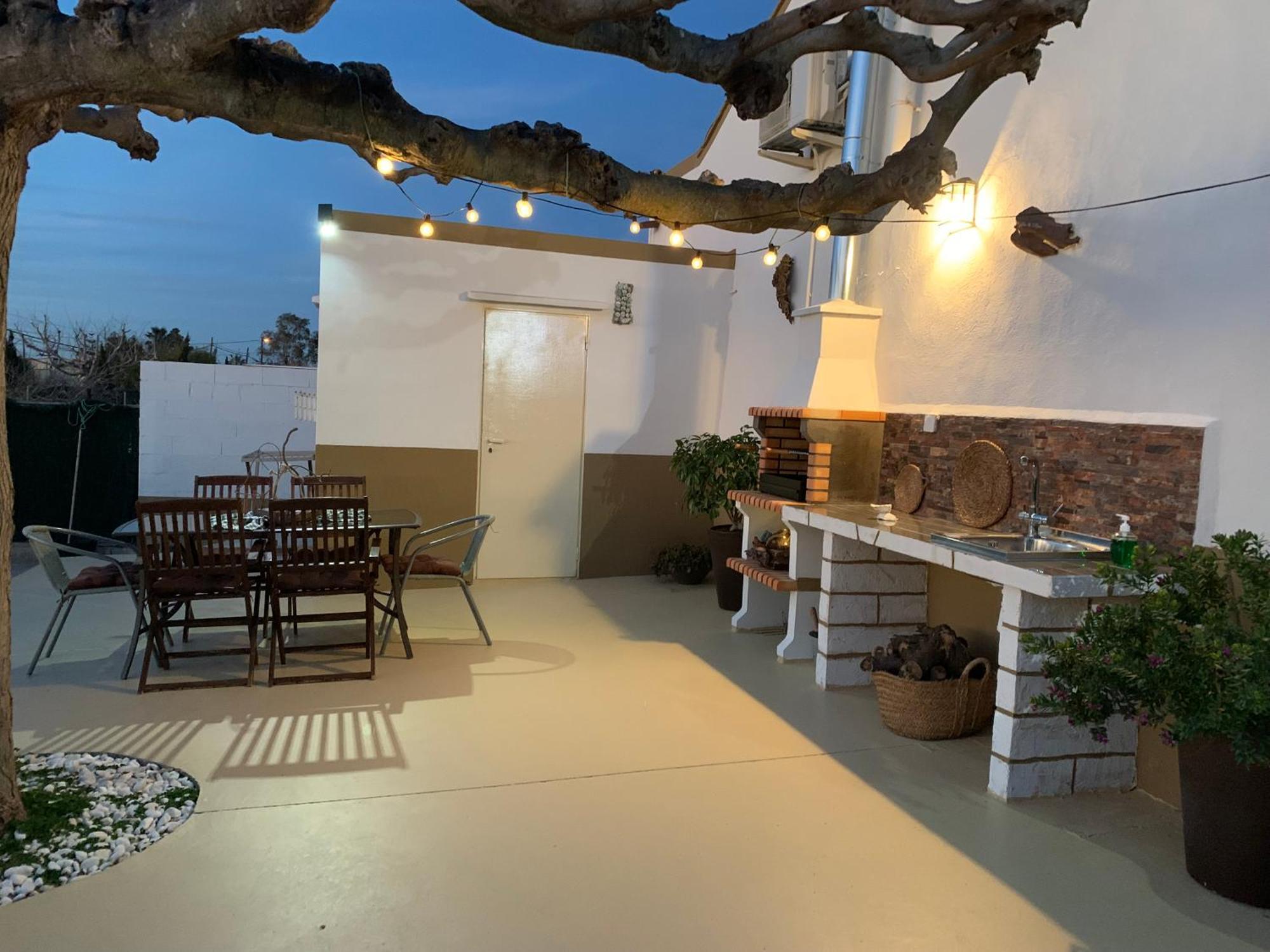 Casa Enric , Con Zona Infantil, Piscina Y Parking Privado Pensionat Deltebre Eksteriør billede